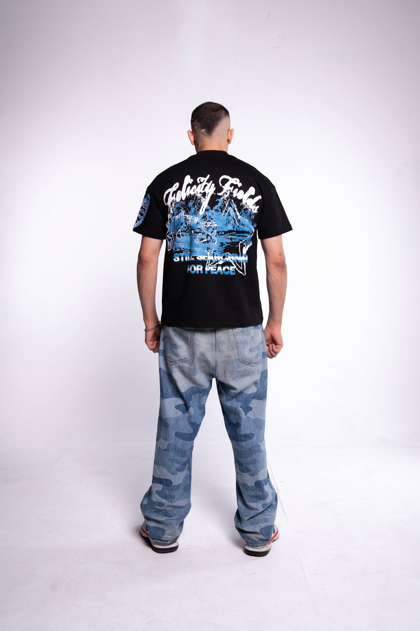Black felocity t-shirt