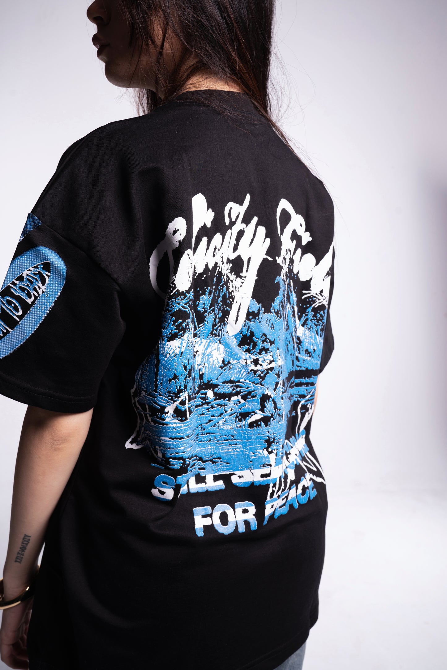 Black felocity t-shirt