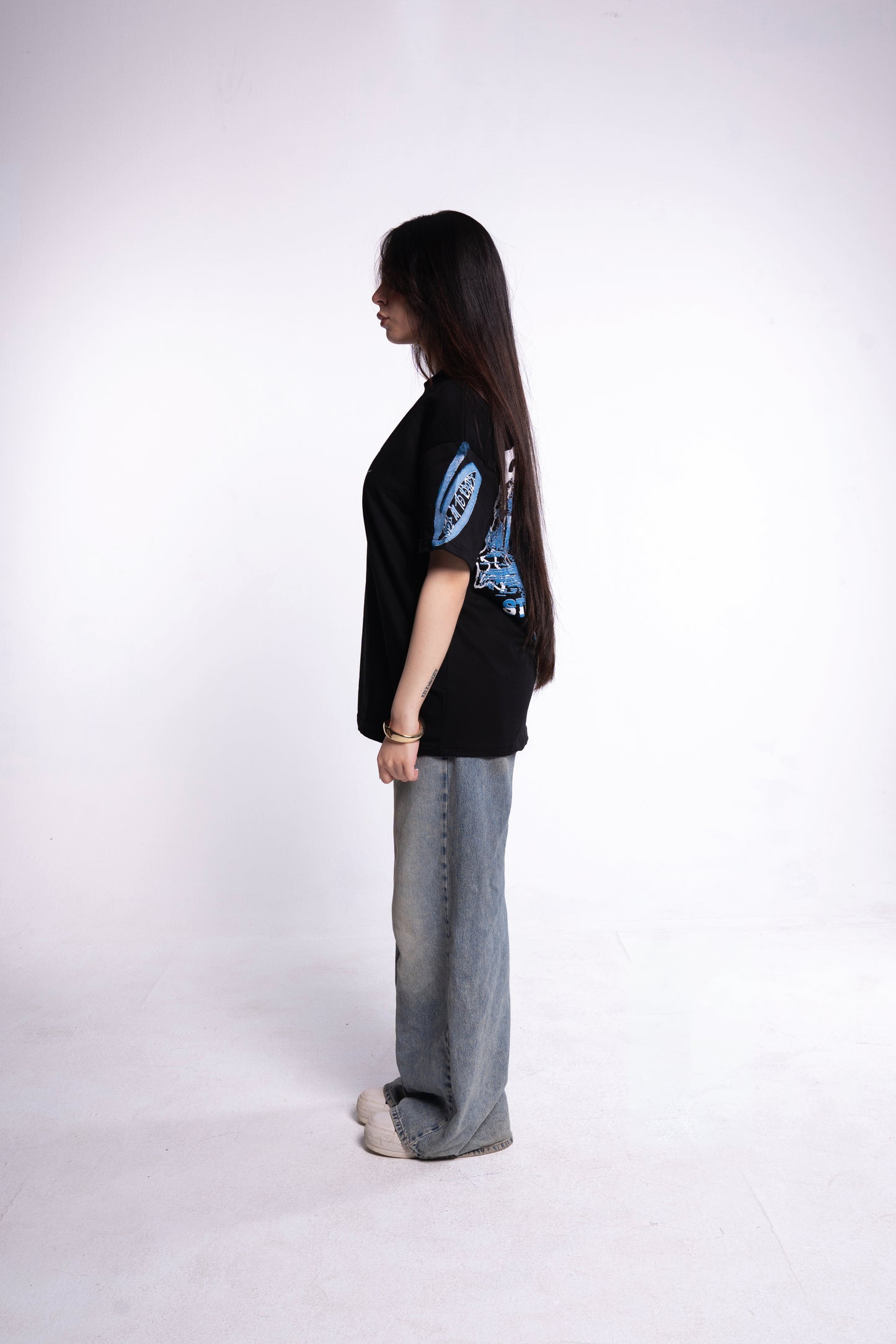 Black felocity t-shirt